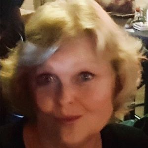 Meet your Posher, Sharon